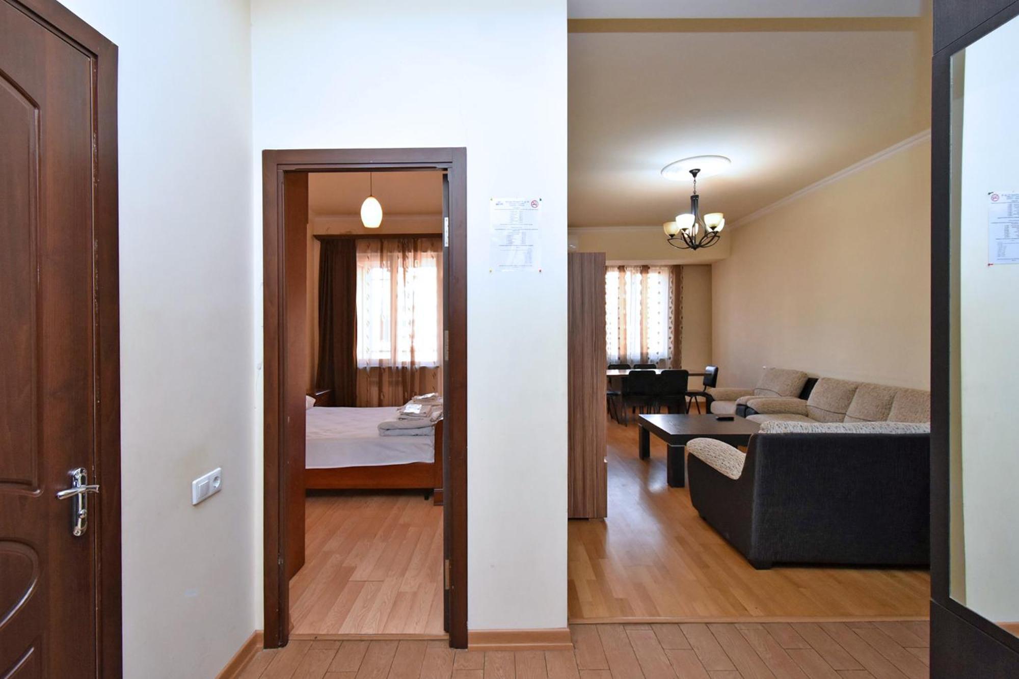 Rent Inn Yerevan On Buzand Street Luaran gambar